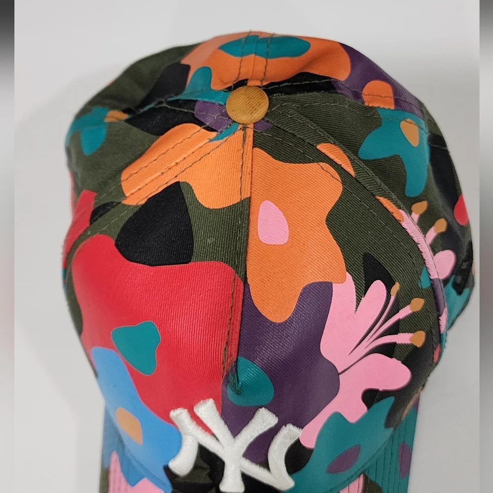 New Era 9FORTY New York Yankees Colorful Camouflage Cap NY Camo Hat - Picture 3 of 13